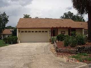 1st image of 108 Spreading Oak Ct