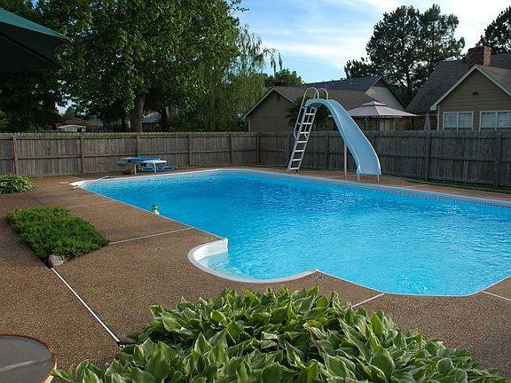 Backyard - Pool