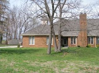 761 S Augusta Dr, Springfield, MO 65809