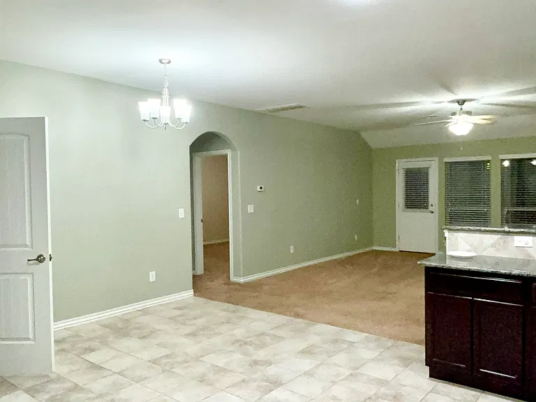 10534 Cruces Dr — Photo 12