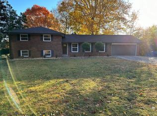 3422 Smallhouse Rd, Bowling Green, KY 42104