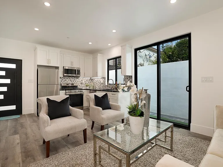 5202 Avenida Oriente — Photo 41