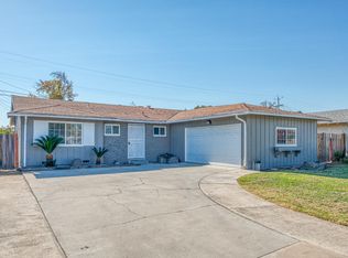 3328 E Ashlan Ave, Fresno, CA 93726
