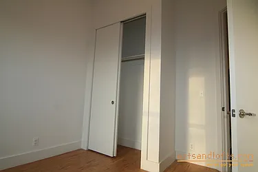 Rented by aptsandlofts.com