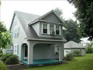 2nd image of 239 Chapman Pl