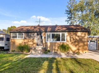 3060 Dandurand Ave, Windsor, ON N9E 2E6