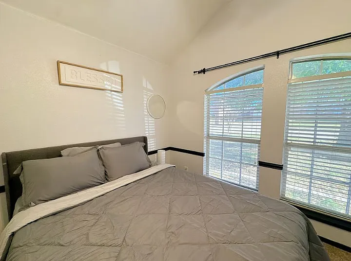 1806 Saint Nevis Dr — Photo 9