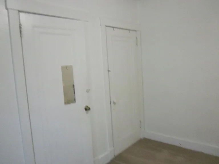 5900 Phillips Ave #2 — Photo 16
