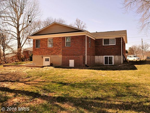 4th image of 6810 Kingwood Dr