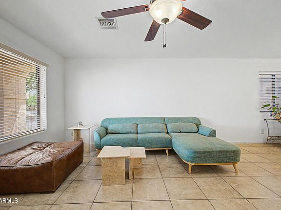 5th image of 2743 E TAMARISK Avenue