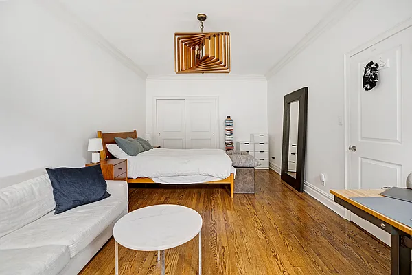 Sold by Compass | media 6