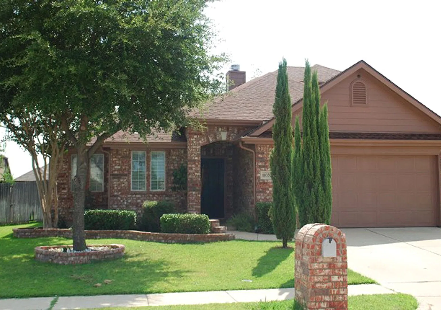 Wonderful 4-2-2 in N Ft. Worth, desirable Keller ISD! — Photo 1