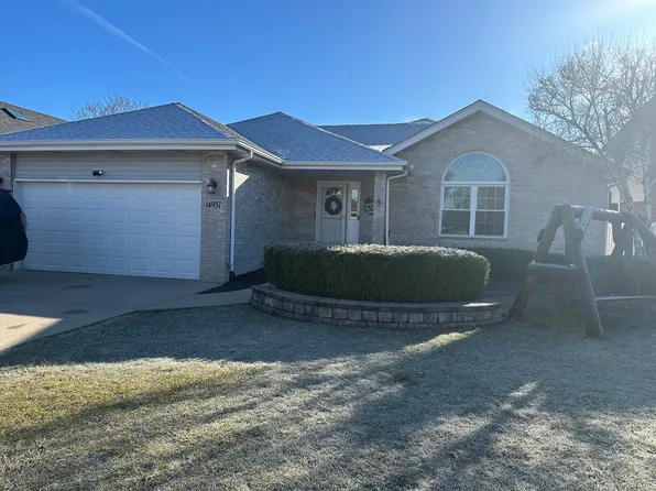 14937 Sheila Ct, Oak Forest, IL 60452