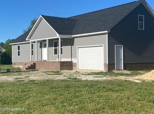 201 Stevenson Dr, Hertford, NC 27944
