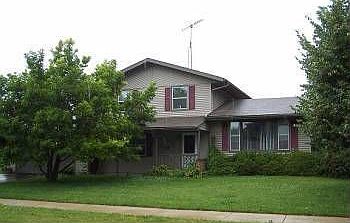 2nd image of 1052 W Acorn Dr