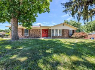 2907 Droste Rd, Saint Charles, MO 63301