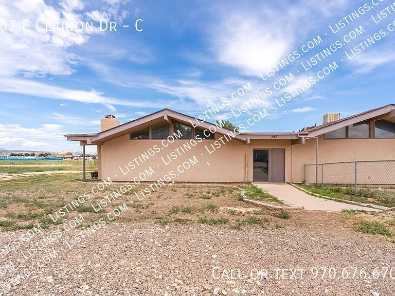 667 E Clarion Dr #C — Photo 1