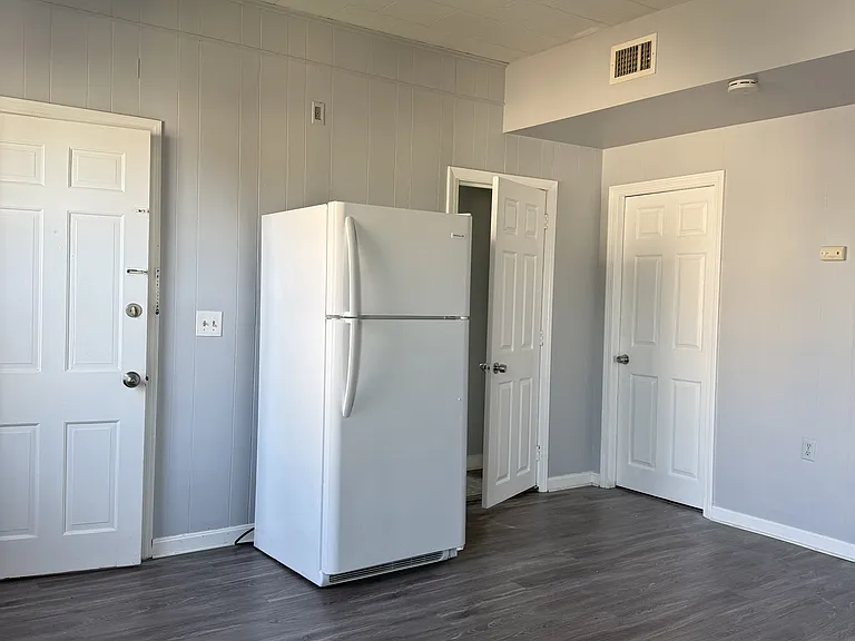 103 Tecumseh St #2 — Photo 7