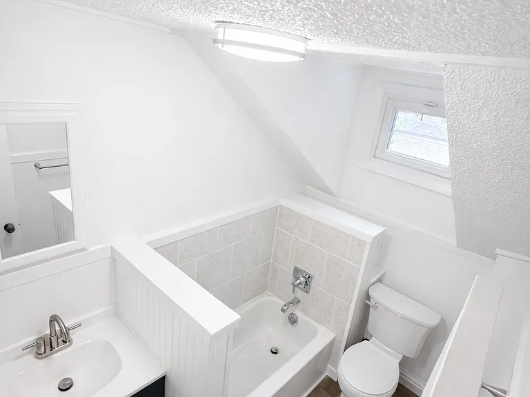 209 South St — Photo 10