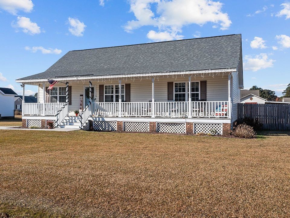 1st image of 120 Pine South Dr
