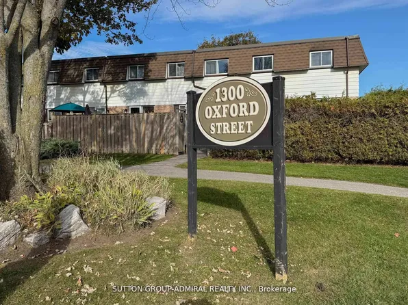 1300 Oxford St #45, Oshawa, ON L1J 6C5