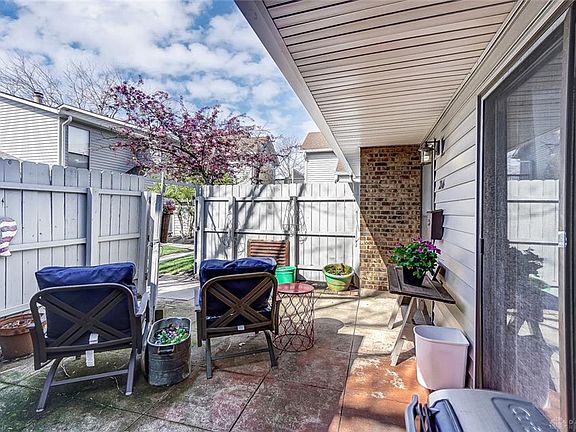 4th image of 2846 Foxwood Ct