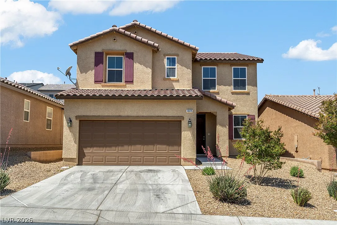 4 bed, 2.5 bath, 2626 sqft, $2,700 — Photo 1