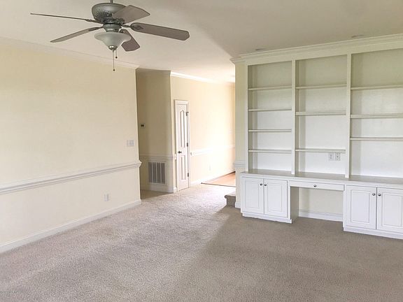 3rd image of 3601 Taberna Dr