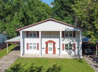 210 Howard Dr, O'Fallon, IL 62269