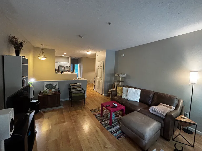 6564 Reserve Dr — Photo 9