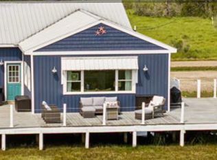 37 Mobjack St, North, VA 23128