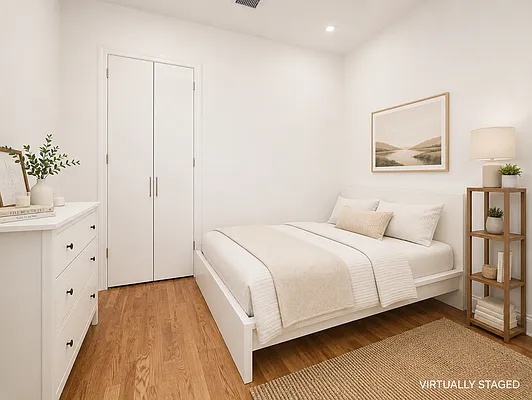 Bedroom, photo 3