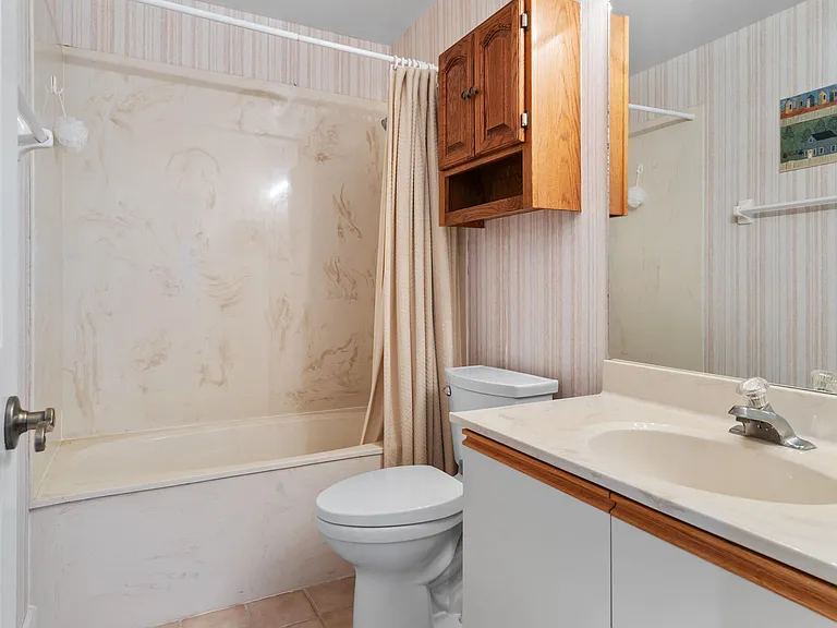 2488 Harbour Cove Dr — Photo 24