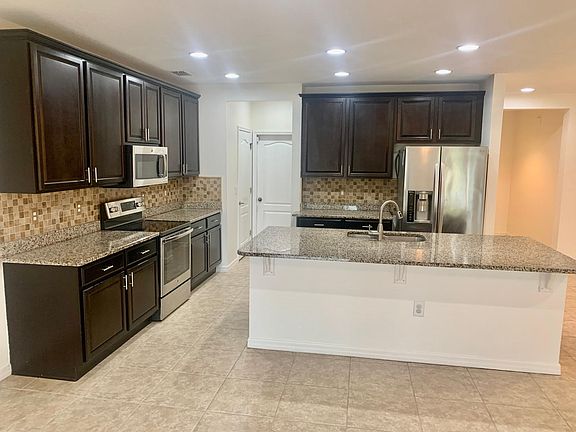 2nd image of 3918 SW Kakopo St