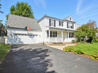 2668 Avalon Ln, Montgomery, IL 60538