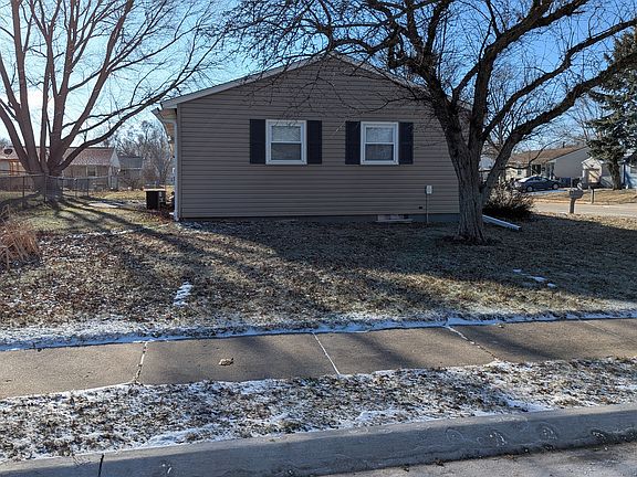 4th image of 5335 Kelling St