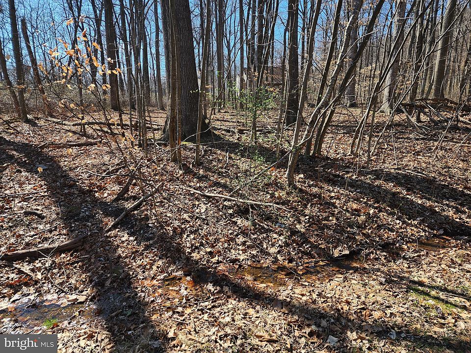 1st image of 13 Kern Trl