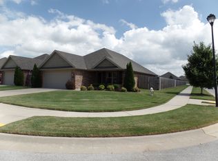 3028 N Azure Ave, Fayetteville, AR 72704