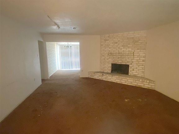 5th image of 16302 Delgado Dr