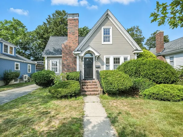 11 Dana Rd, Newton, MA 02465