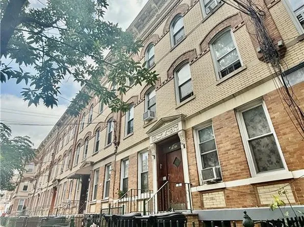 1822 Putnam Ave, Ridgewood, NY 11385