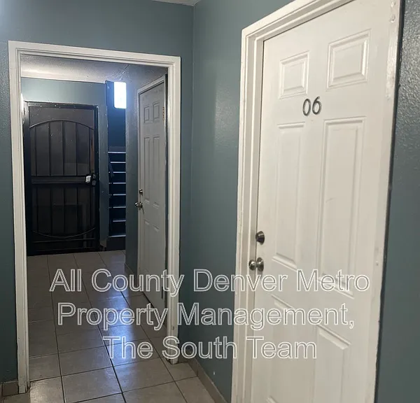 1590 Clinton St #6 — Photo 3