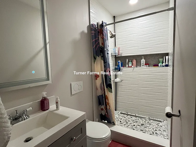 23 Newport St #22 — Photo 8