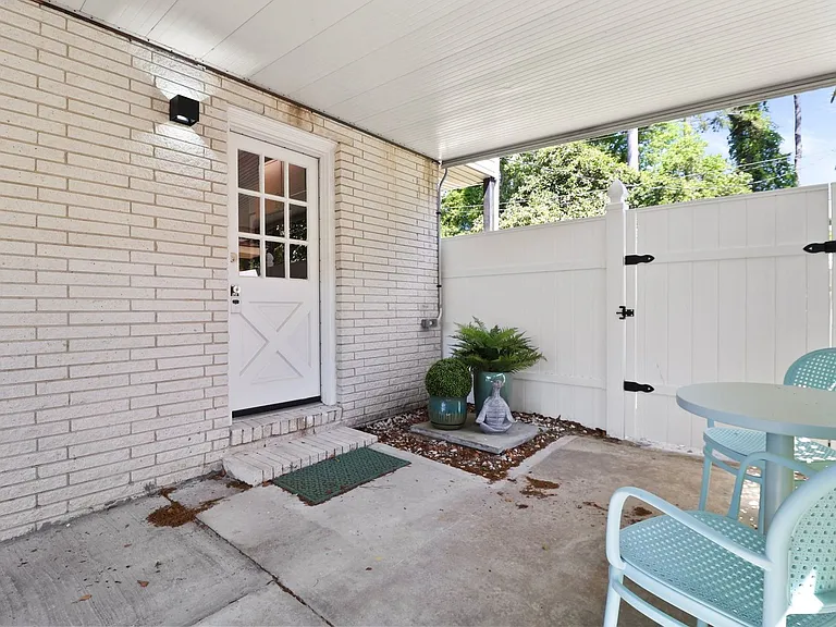 11924 Idlewood Dr — Photo 3