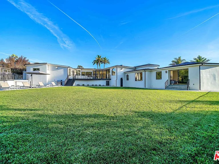 350 Bellino Dr — Photo 16
