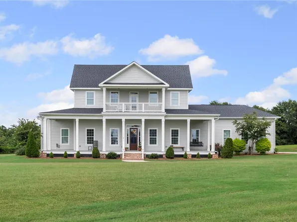 3249 Cannon Ln, Auburn, AL 36832