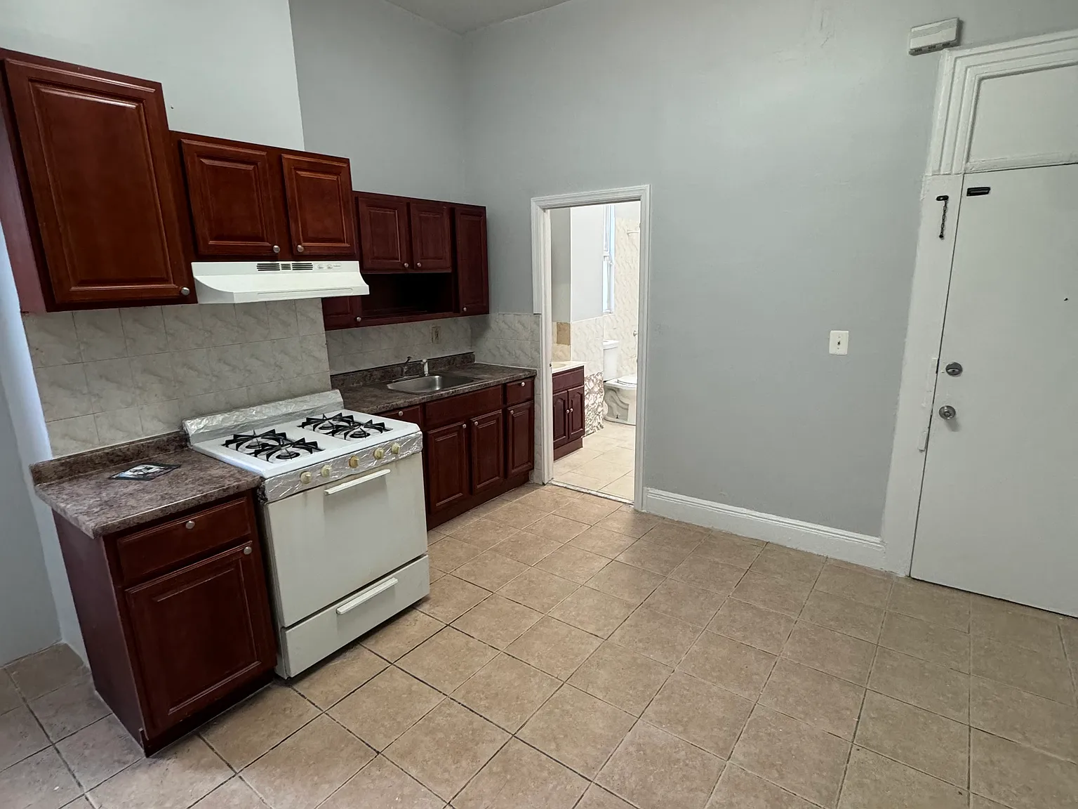 1 bed, $1,600 — Photo 1