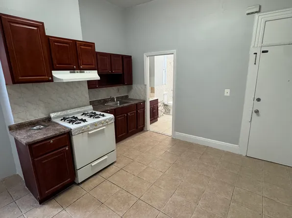 447 Avenue C #3R, Bayonne, NJ 07002