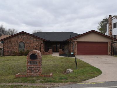 8213 NW 16th St, Oklahoma City, OK, 73127