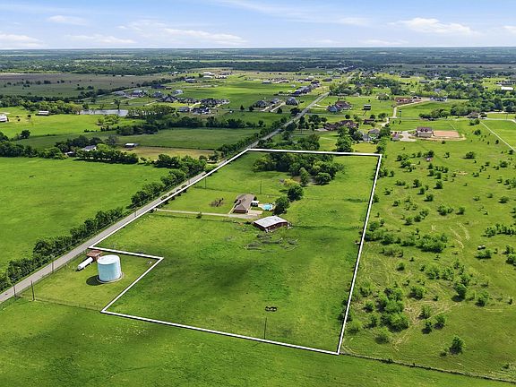 3rd image of 998 Bledsoe Rd